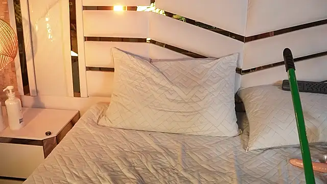 nix_wolfn Live XXX chat