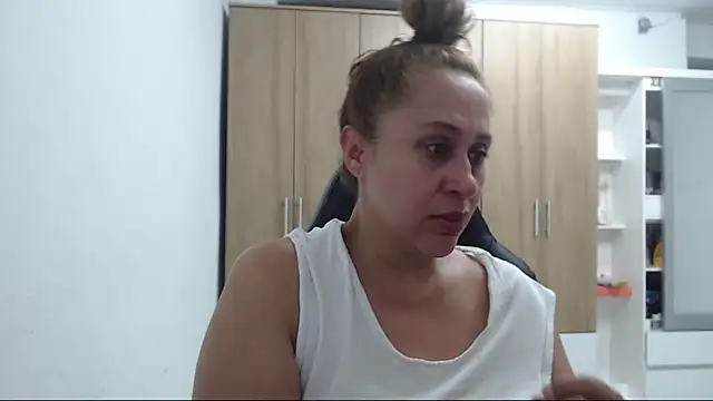 RoxanaLove9: απευθείας συνομιλία ΧΧΧ