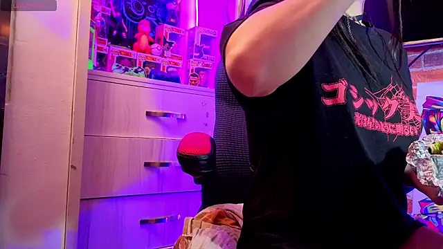 Yorumakie_777: онлайн-секс-чат