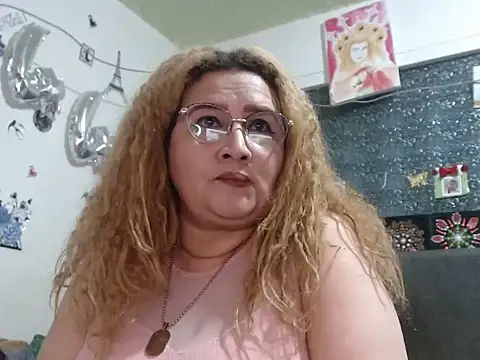 Онлайн чат XXX Perla1981--