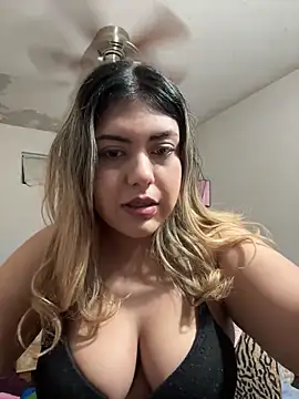 Chat XXX ao vivo de Naomilovely
