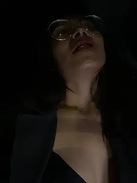 Jade_Zephyra Adlı Modelin Canlı XXX Sohbeti