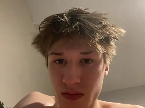 Czat XXX na żywo – yourwhiteboy1