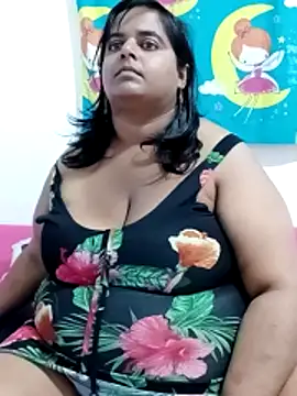 SusanaEshwar 即時 XXX 聊天