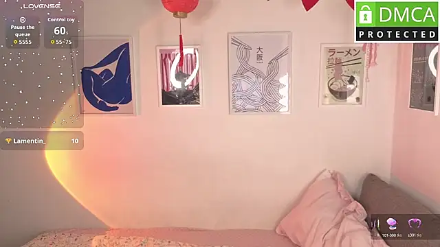 Chat +18 de Essie_Fanning ao vivo