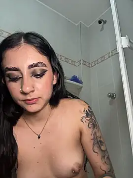 sharlot24: вебкам-шоу