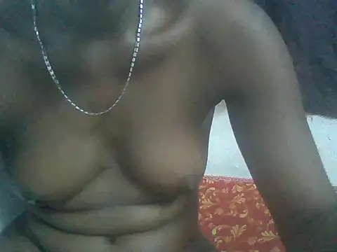 lucia8896's Webcam Show