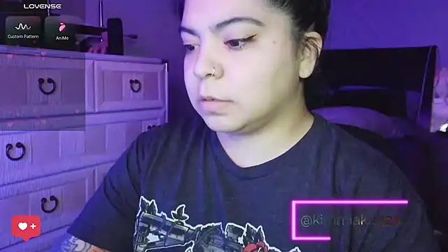 kimmiakiss22 Chat XXX in diretta