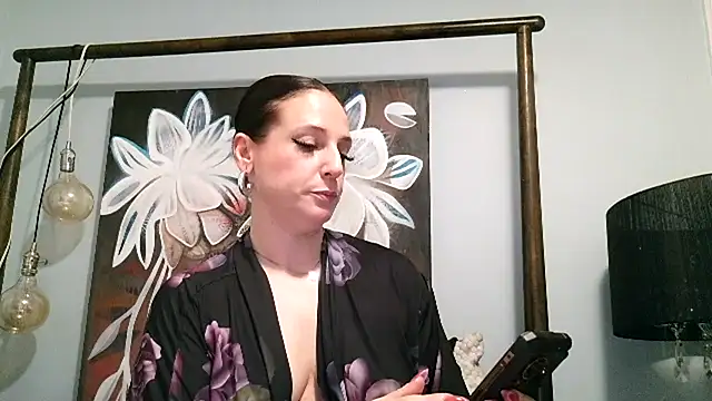 Audrey_Kira Live XXX Chat