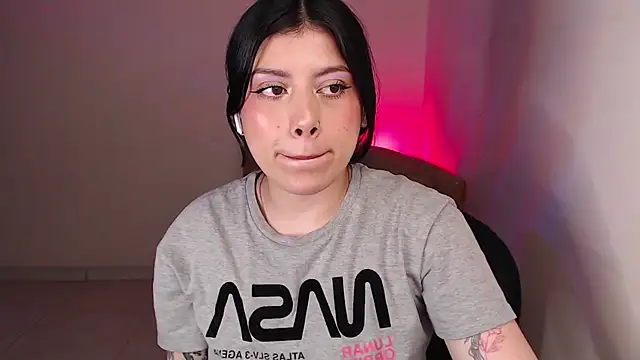 iam_emy: απευθείας συνομιλία ΧΧΧ