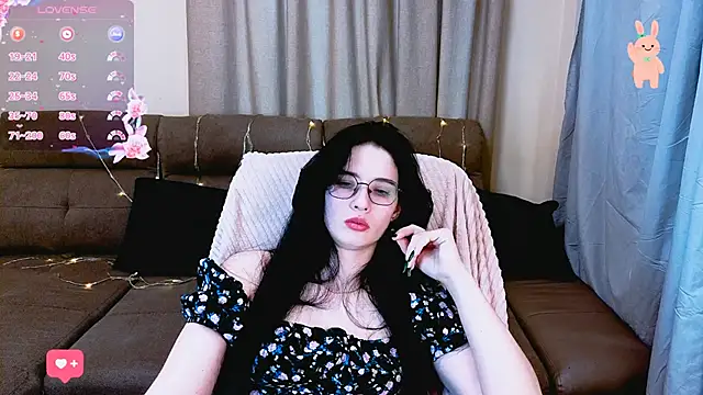 Charming_Mysteriousss élő XXX-chatje