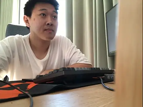 ccss28c élő XXX-chatje