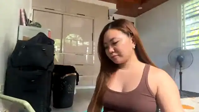 VeronicaGverrero Adlı Modelin Canlı XXX Sohbeti