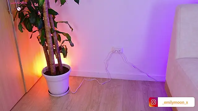 onlyemily_ – Live XXX-chat