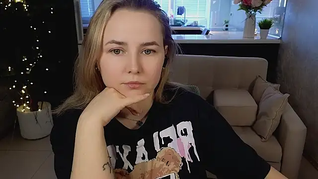 Živý XXX chat Mira_Mermayd