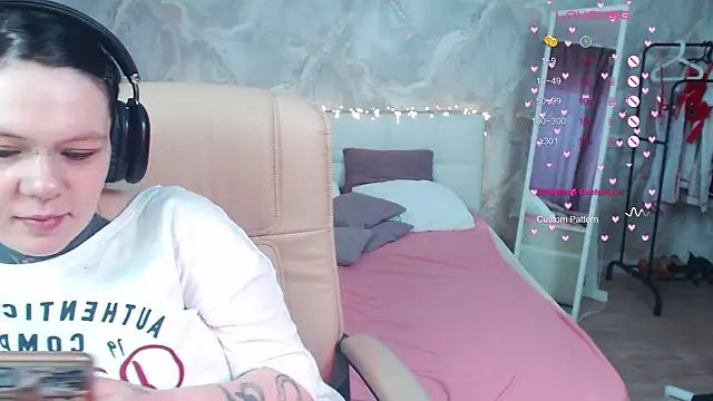 Czat XXX na żywo – Qwerty_Anna_Lbo