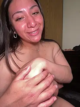 BustiBunny69: απευθείας συνομιλία ΧΧΧ