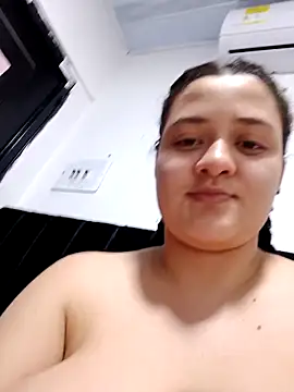 Chatroom XXX en direct de Liancy