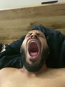 islandvybee55's Webcam Show