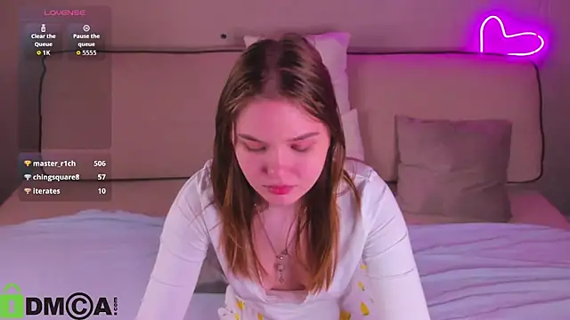 Saraa_Broown Webcam-Show