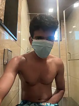 BadBoyTom78 Chat XXX in diretta