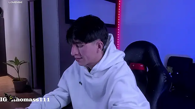 Thomass_clark 라이브 XXX 채팅