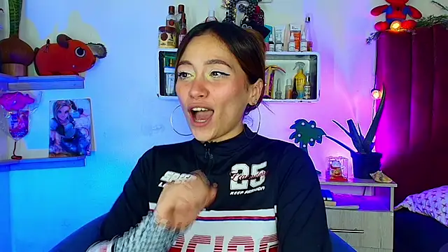 alisson_zafiro_ 即時 XXX 聊天