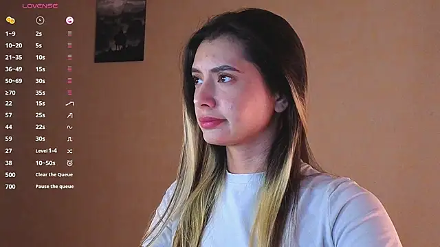 Chat +18 de DarlaLike ao vivo