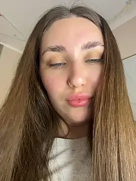 Chat +18 de KiraBarlows ao vivo