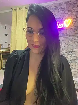 Chat +18 de Miaswwe ao vivo