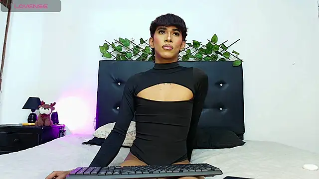 JERO_TEASE_S7S Chat XXX in diretta