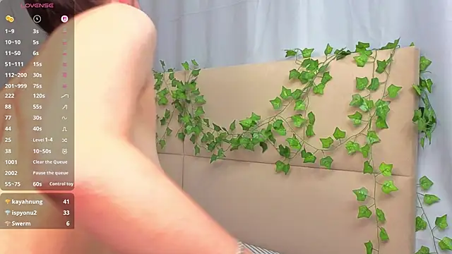 Chat XXX ao vivo de CharaSturdy