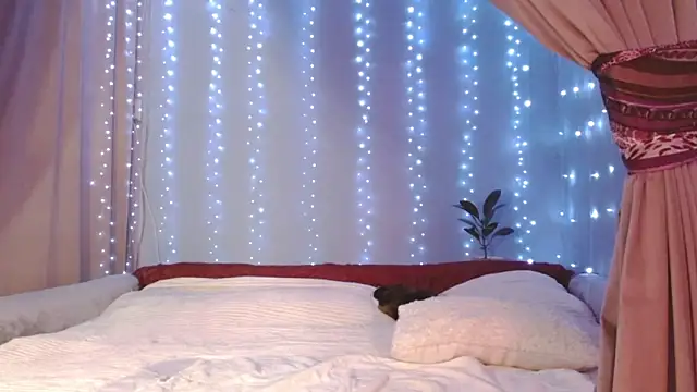 Chat +18 de julia_renard ao vivo