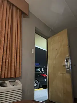 Stressreliever82 Adlı Modelin Canlı XXX Sohbeti