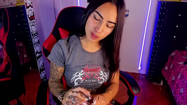 Chat XXX en directo de Samanthademonx20_