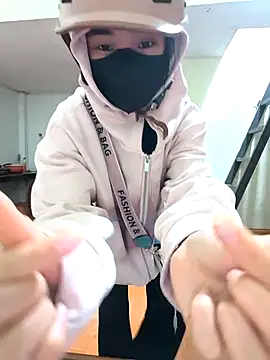 Lynly_k2: онлайн-секс-чат