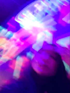 NaughtyMooon élő XXX-chatje