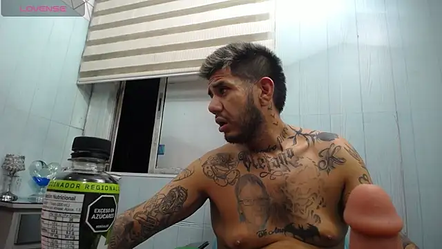 allison_max_tattoo Live XXX Chat