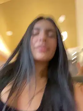 DaphneUwu Chat XXX in diretta