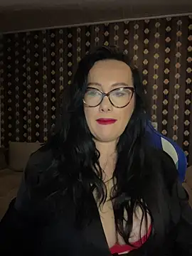 دردشة AnnaAnn_Milf الجنسية المباشرة