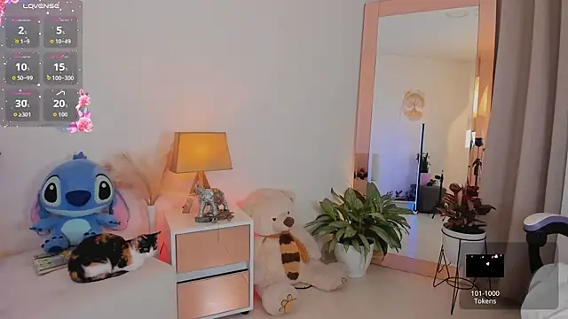 Chatroom XXX en direct de roxie_gates_