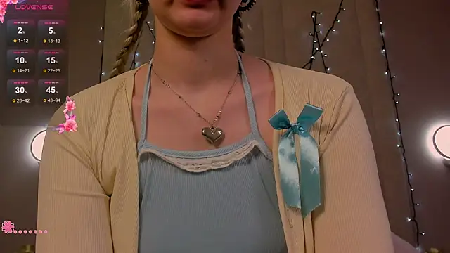 AdeleSilvy – Live XXX-chat