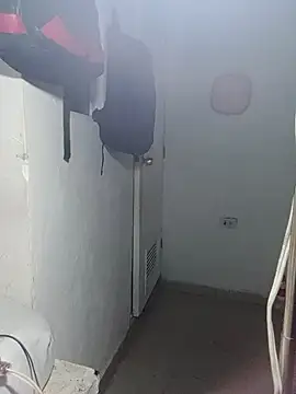 KarameloVzlaのライブXXXチャット