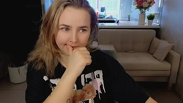 Chat +18 de Mira_Mermayd ao vivo