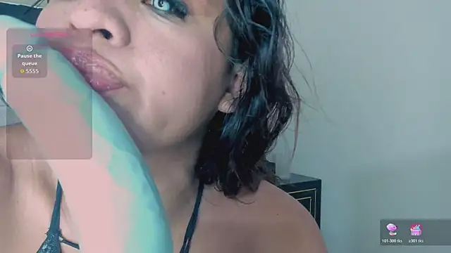 kimCosseyyn Live XXX chat