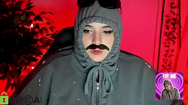 Mia_R0ss Adlı Modelin Canlı XXX Sohbeti