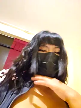 XXX chat uživo modela Latin_summer