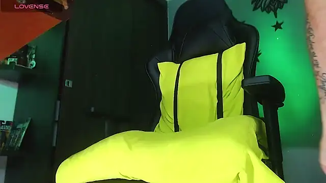 justincs Live XXX Chat