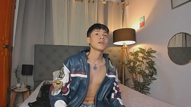 Andy_Belier23 网络视讯表演