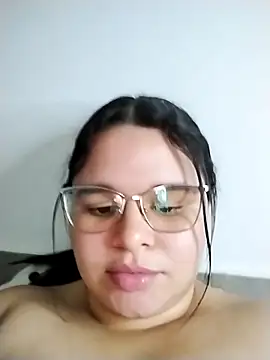 SamanthaStonee 即時 XXX 聊天